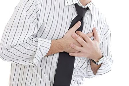 Symptoms and treatment of myocarditis