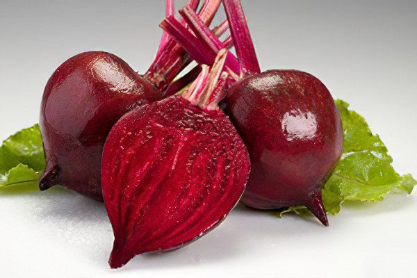 The benefits and harms of beets and beet juice