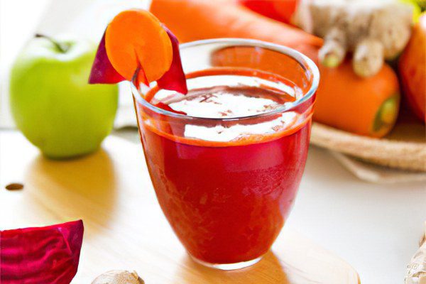 The benefits and harms of carrots and carrot juice