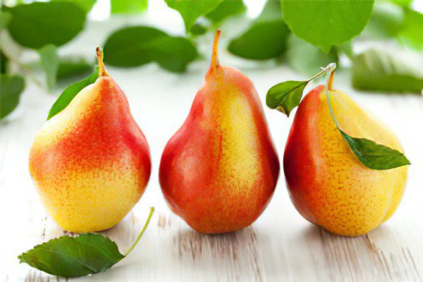 The benefits and harms of pears