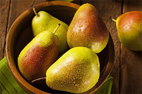 The benefits and harms of pears