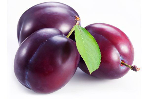 The benefits and harms of plums