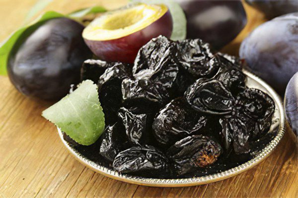 The benefits and harms of prunes for the body. What is useful prunes?