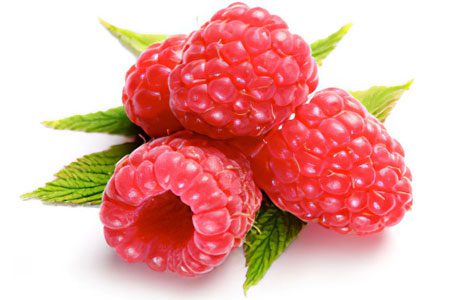 The benefits and harms of raspberries, recipes for use