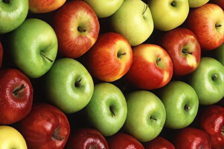 The health benefits and harms of apples