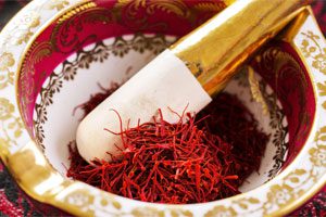 Useful properties of saffron and its contraindications