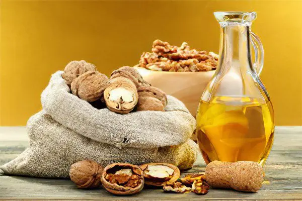 Useful properties of walnut oil