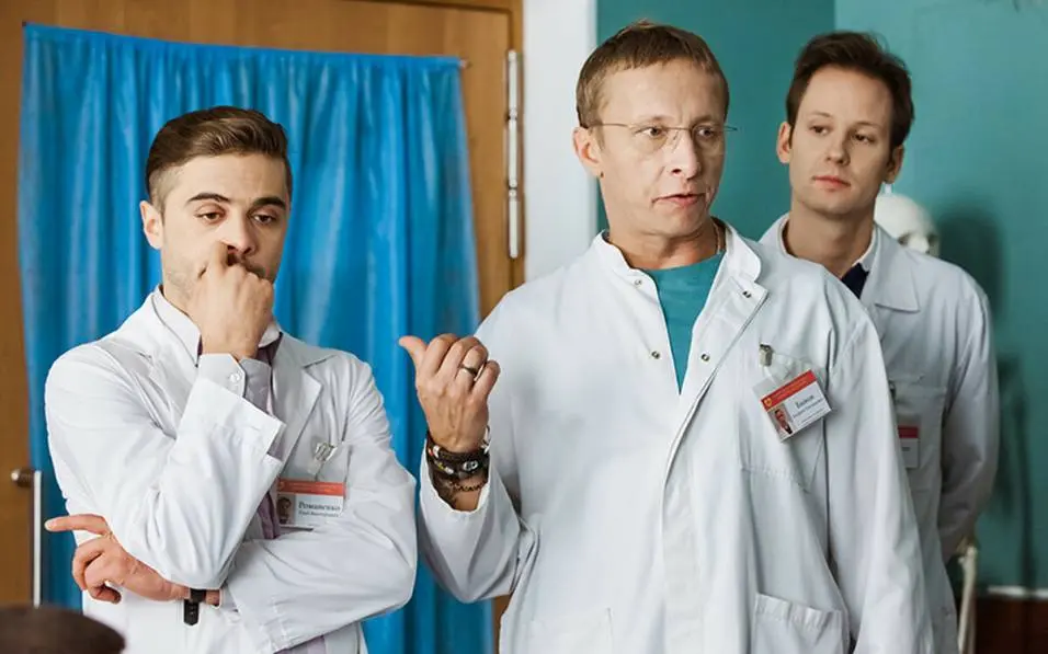 10 best movies and series about doctors and medicine