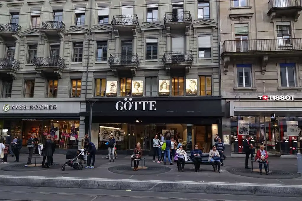 10 best shopping streets in the world