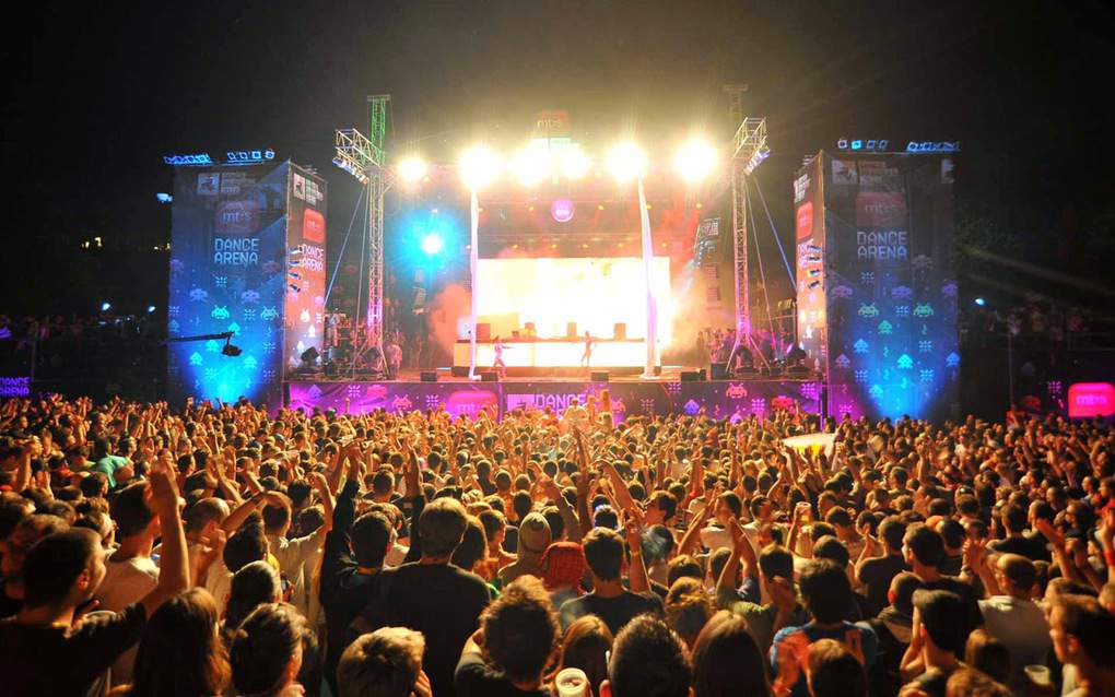 10 biggest music festivals in the world