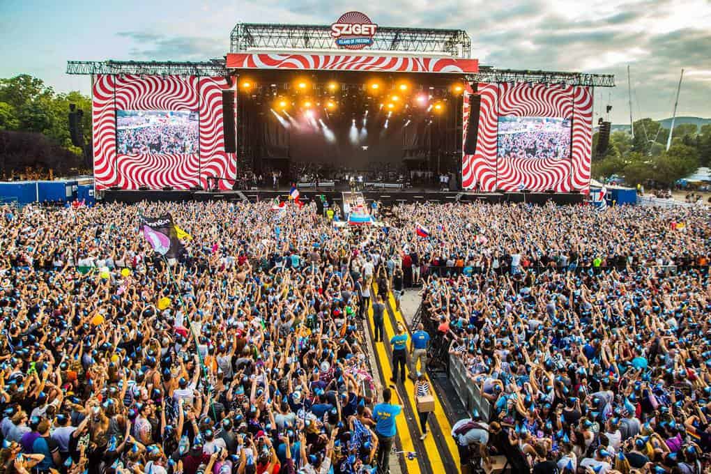 10 biggest music festivals in the world