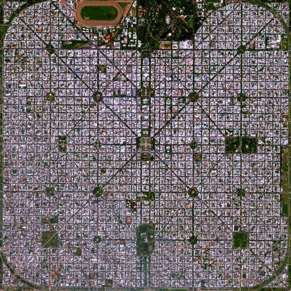 10 cities in the world, the layout of which has a special meaning