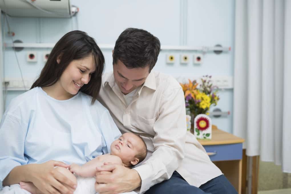 10 Common Maternity Hospital Myths That Scare Expectant Mothers