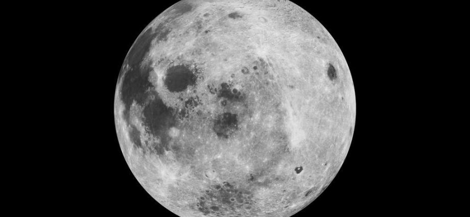 10 Facts About the Moon