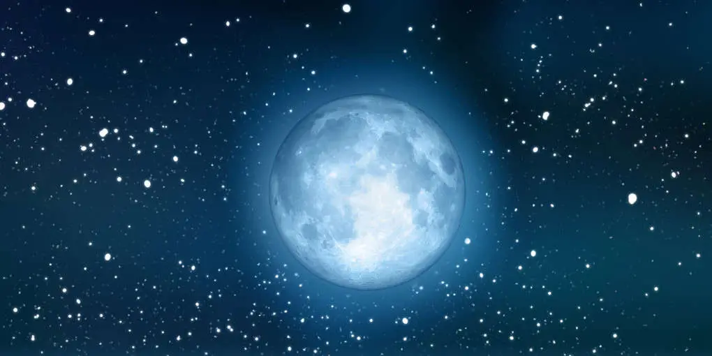 10 Facts About the Moon