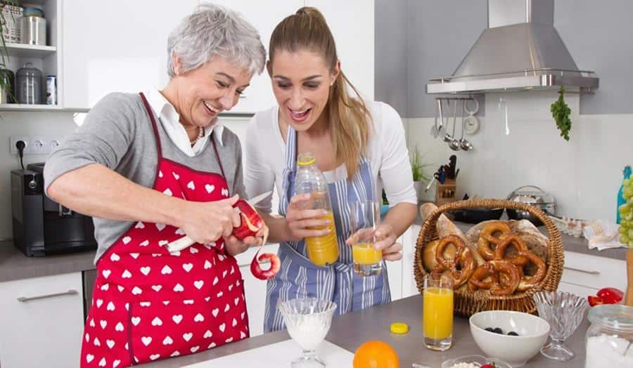 10 golden rules for living in an apartment with a mother-in-law