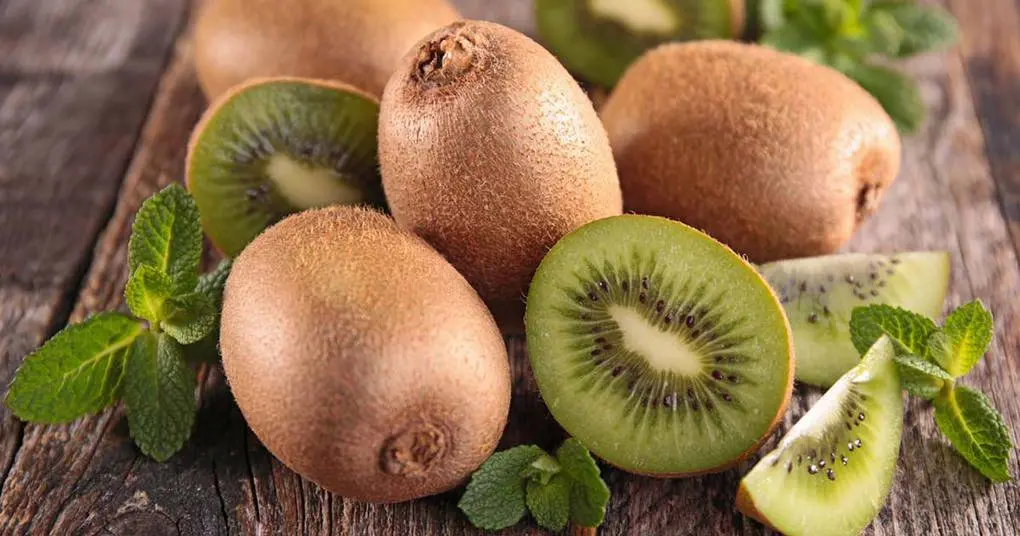 10 Healthiest Winter Fruits