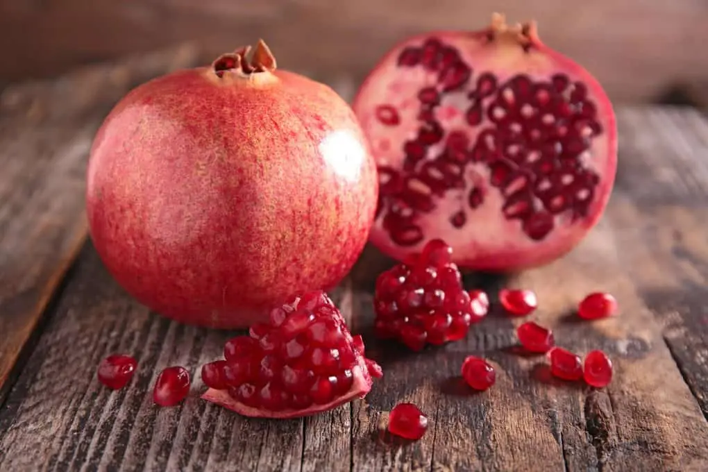 10 Healthiest Winter Fruits