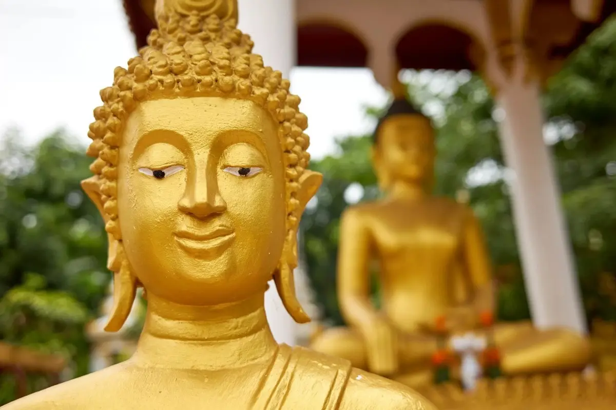 10 interesting facts about Buddhism