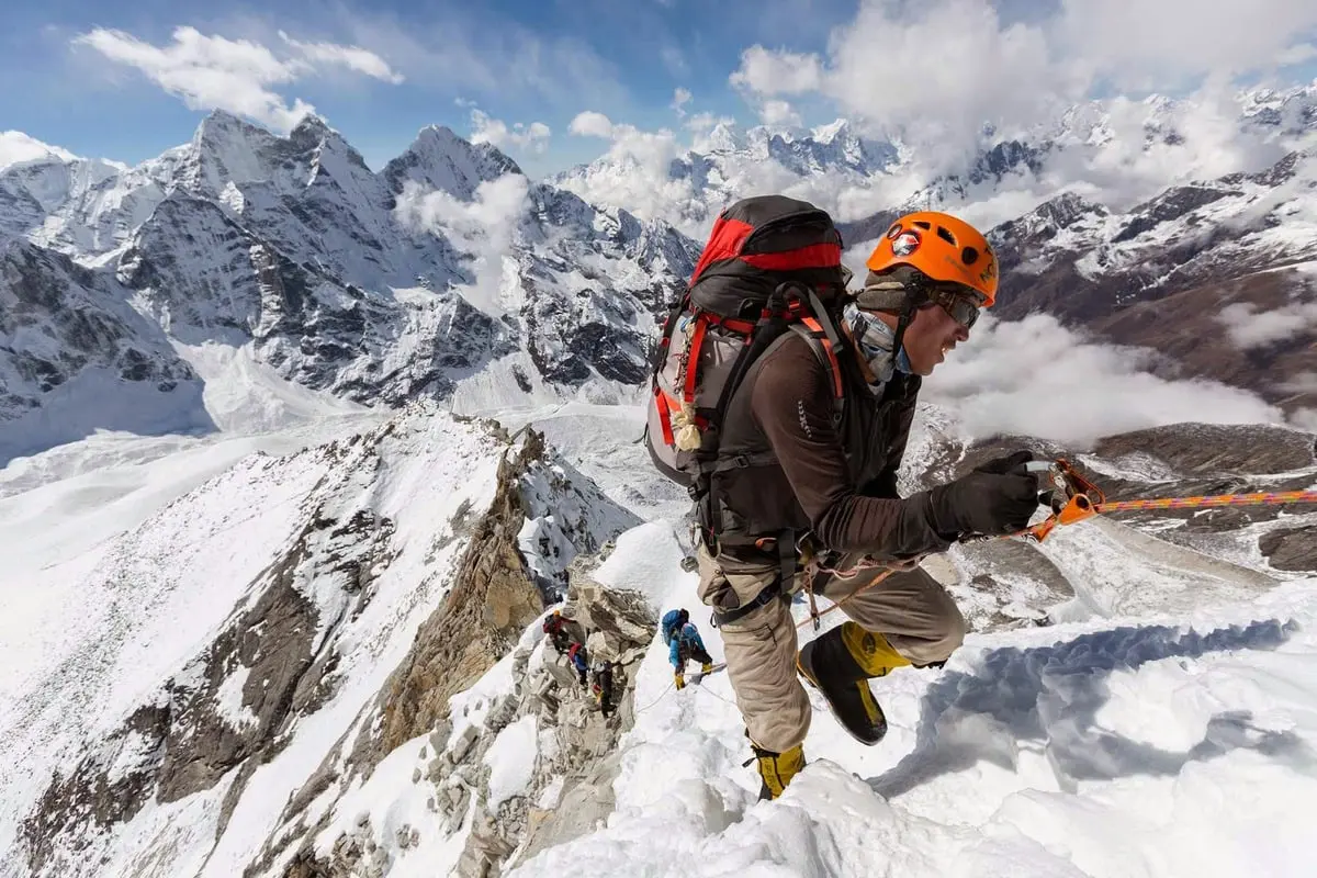 10 interesting facts about Everest - the highest mountain on our planet