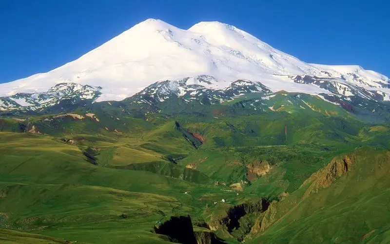 10 interesting facts about Mount Elbrus - the highest point in Russia