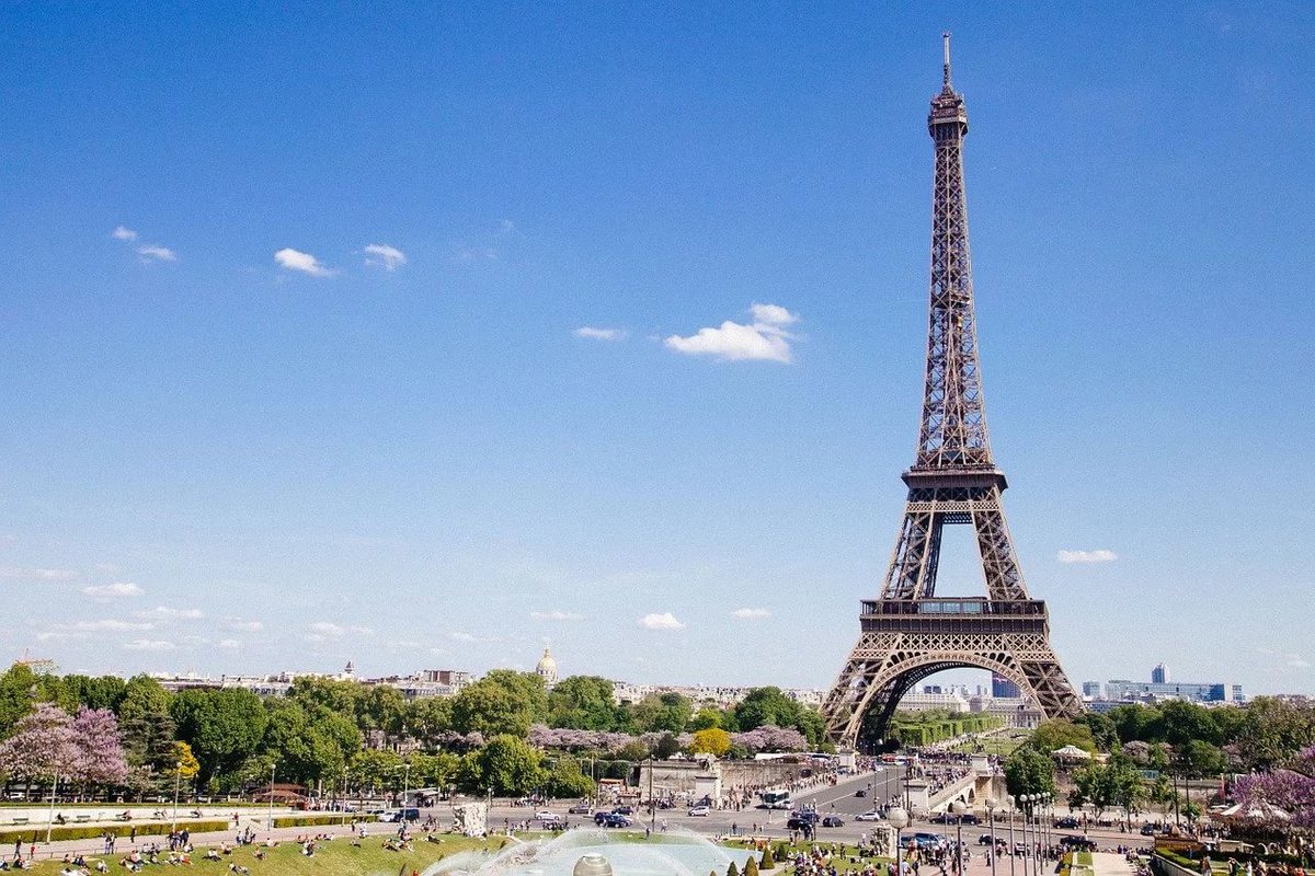 10 interesting facts about Paris - the most romantic city in the world