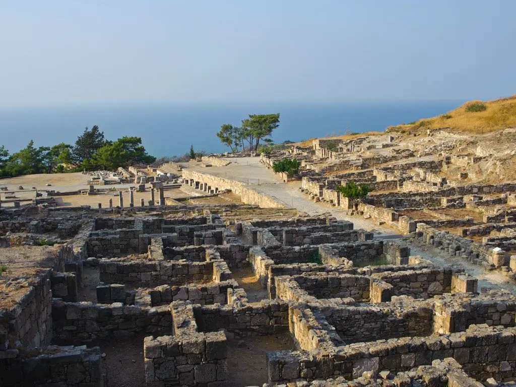 10 interesting facts about the city of Rhodes and the island of the same name