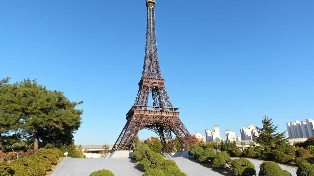 10 interesting facts about the Eiffel Tower