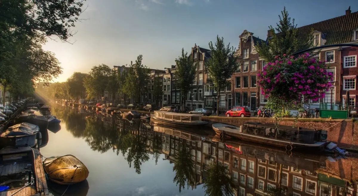 10 interesting facts about the Netherlands - a clean and amazing country