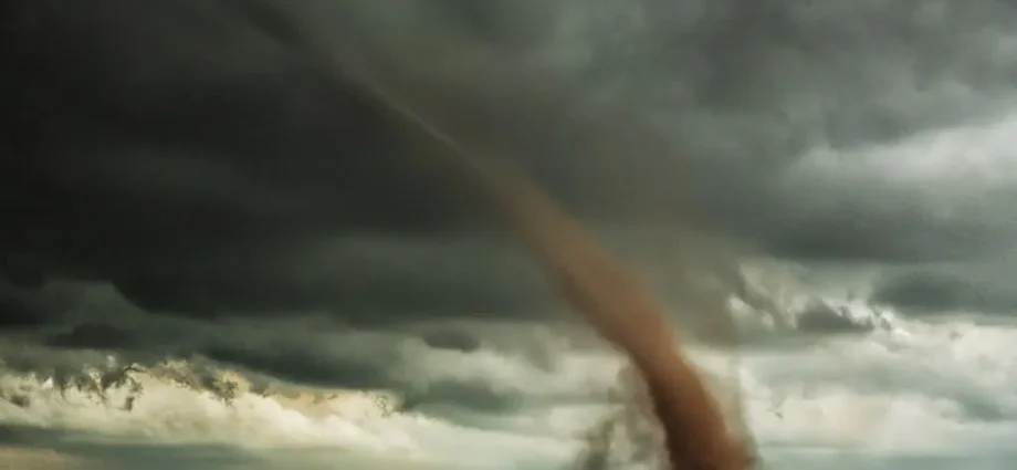 10 interesting facts about tornadoes