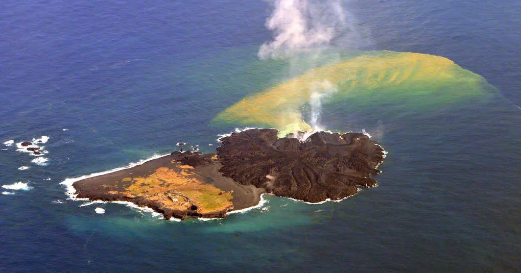 10 Interesting Facts About Volcanoes