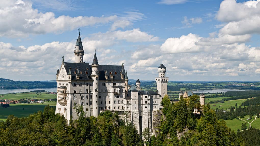 10 most beautiful castles in the world