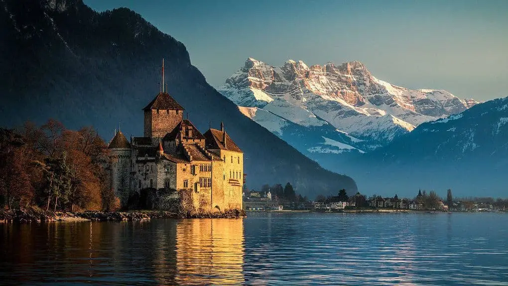 10 most beautiful castles in the world