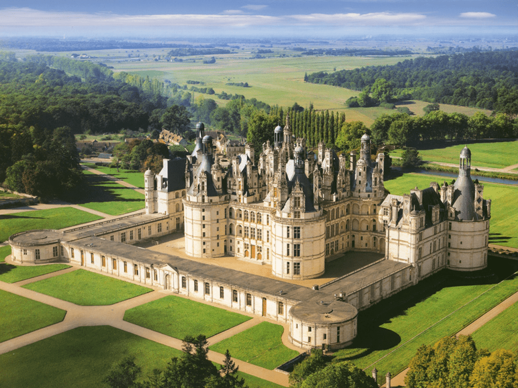 10 most beautiful castles in the world