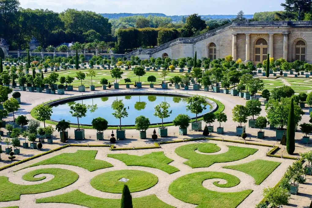 10 most beautiful gardens in the world