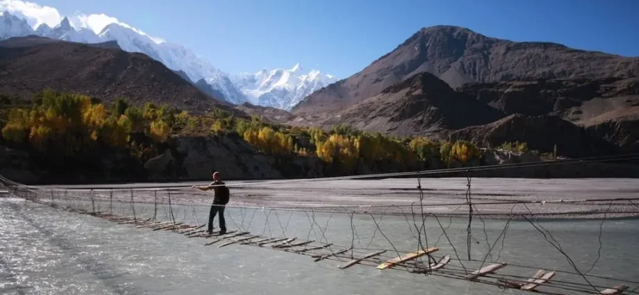 10 most dangerous bridges in the world