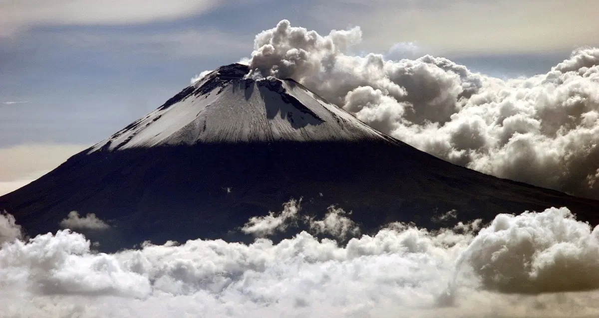 10 most dangerous volcanoes in the world