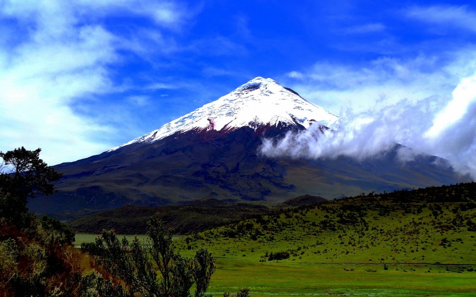 10 most dangerous volcanoes in the world