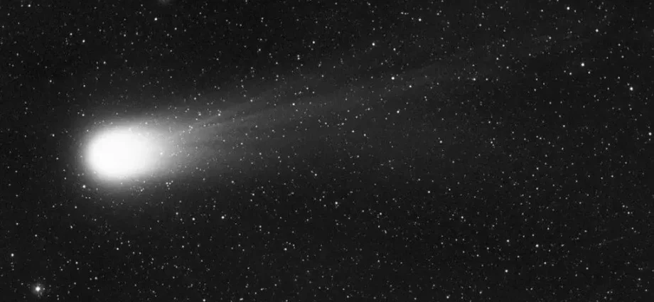 10 most famous comets that Earth astronomers have been able to detect