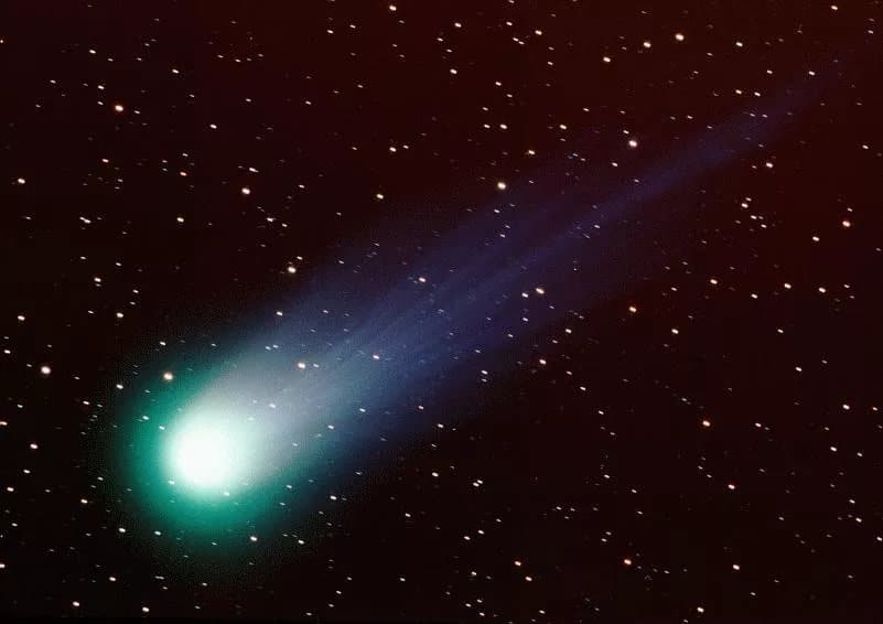 10 most famous comets that Earth astronomers have been able to detect