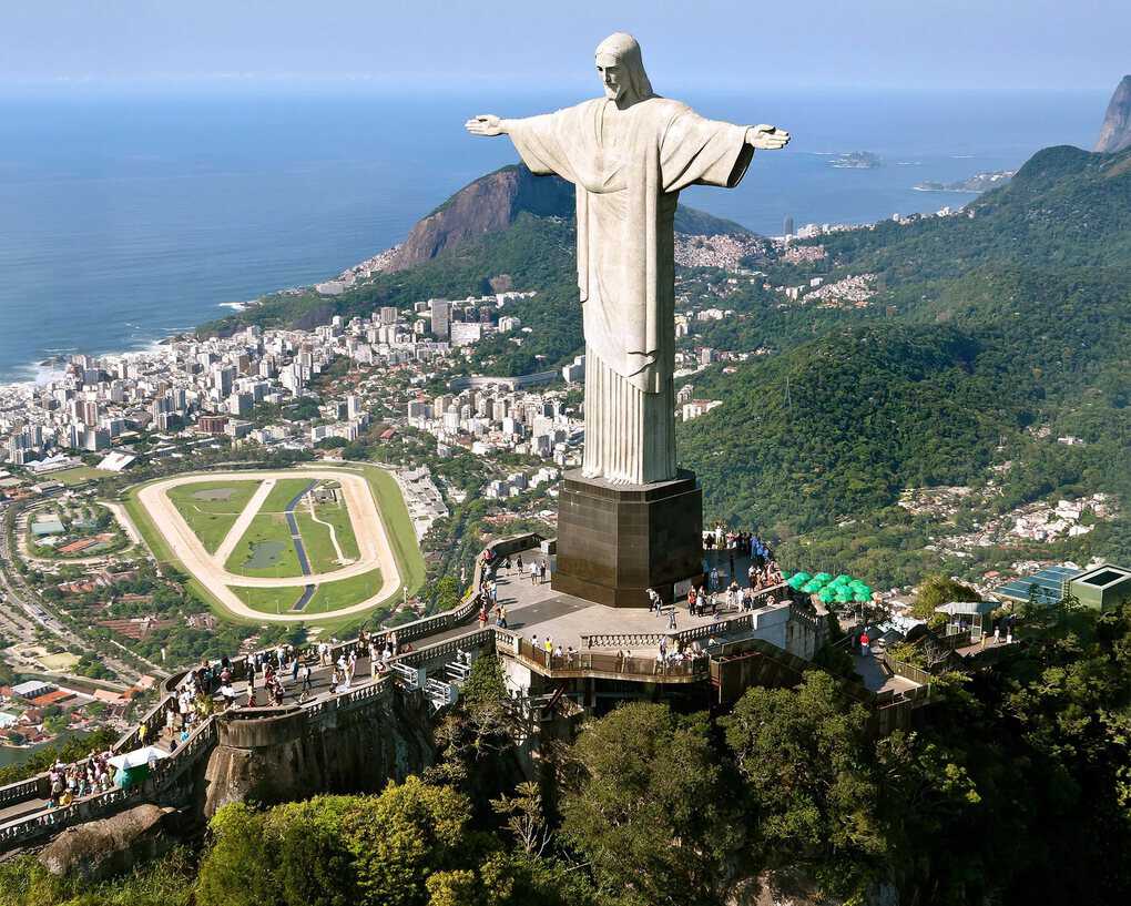 10 most famous landmarks in the world