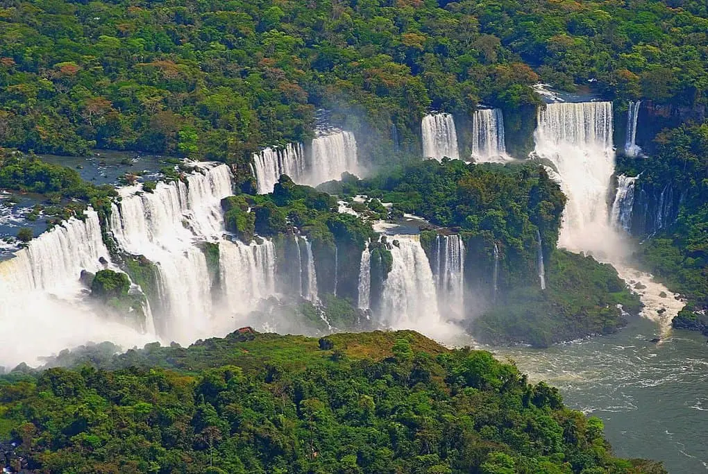 10 most famous waterfalls in the world