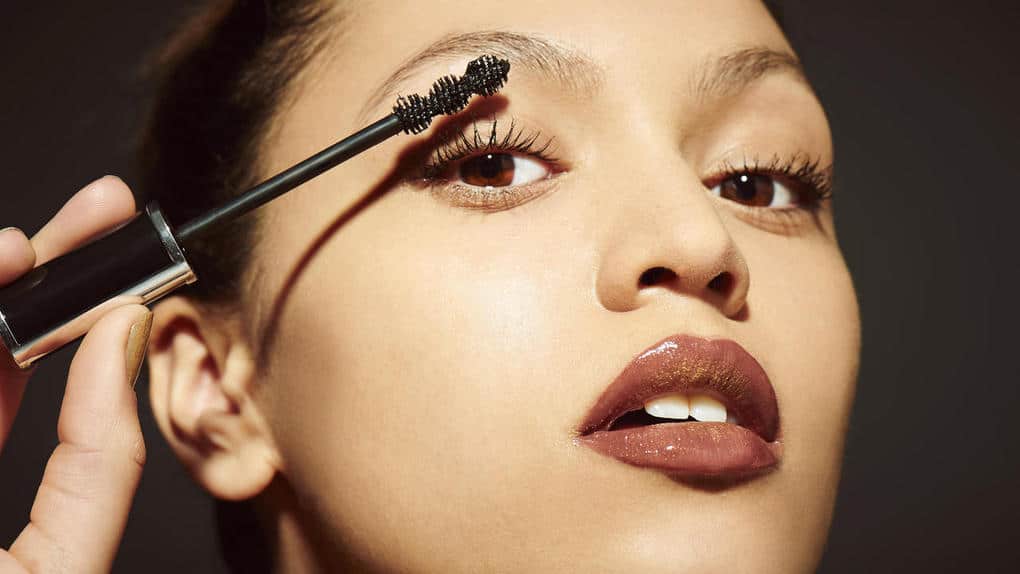 10 principles of makeup with an overhanging upper eyelid