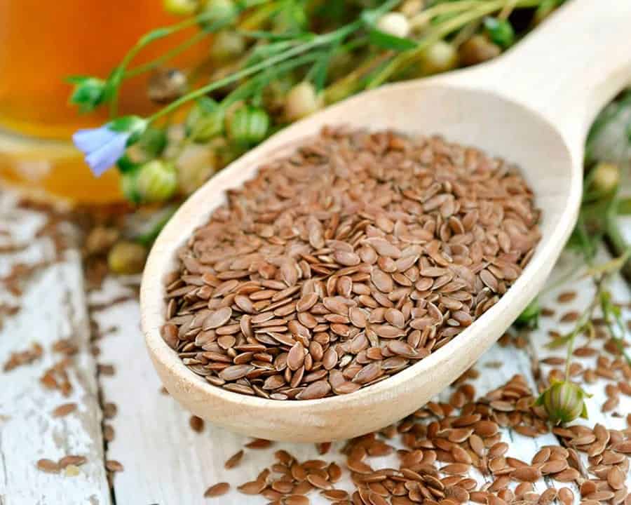 10 reasons to eat flax seeds every day