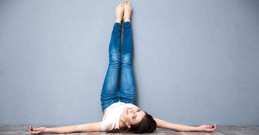 10 reasons to lie upside down before bed every day