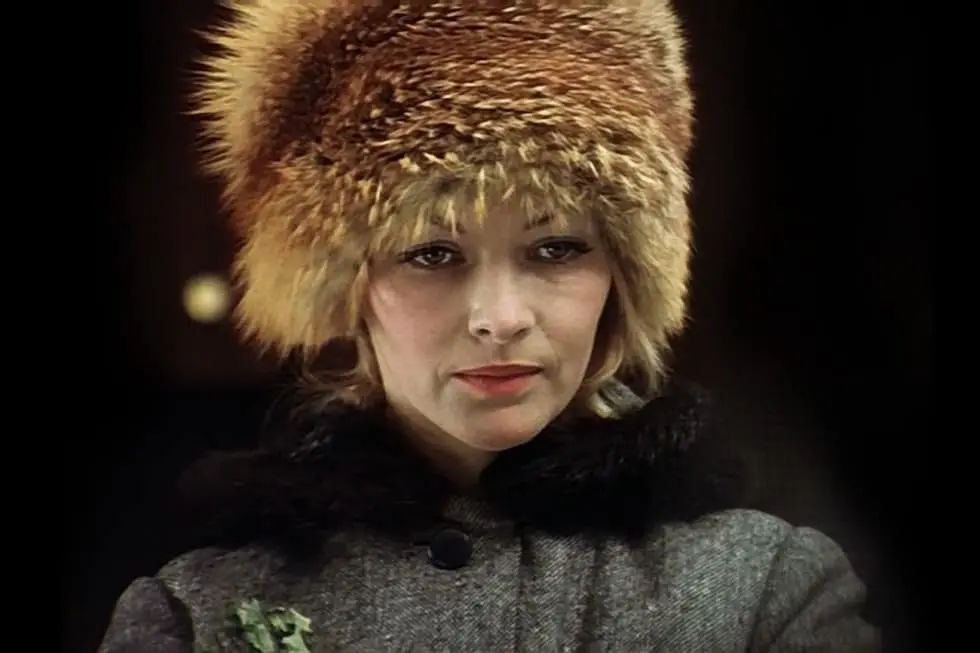 10 scarce things that all women in the USSR dreamed of