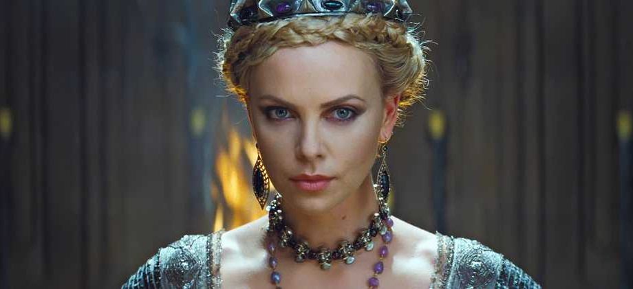 10 Sexy Villains From Recently Released Movies