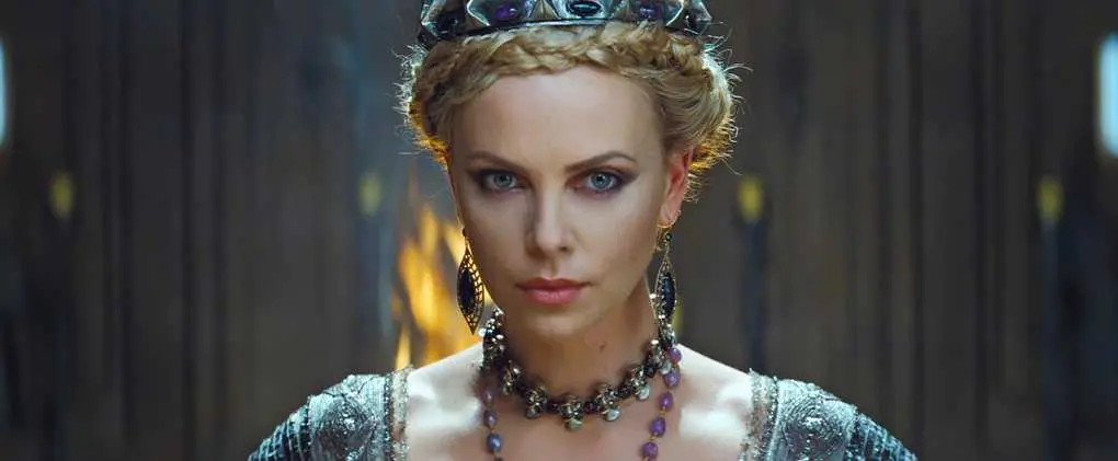 10 Sexy Villains From Recently Released Movies