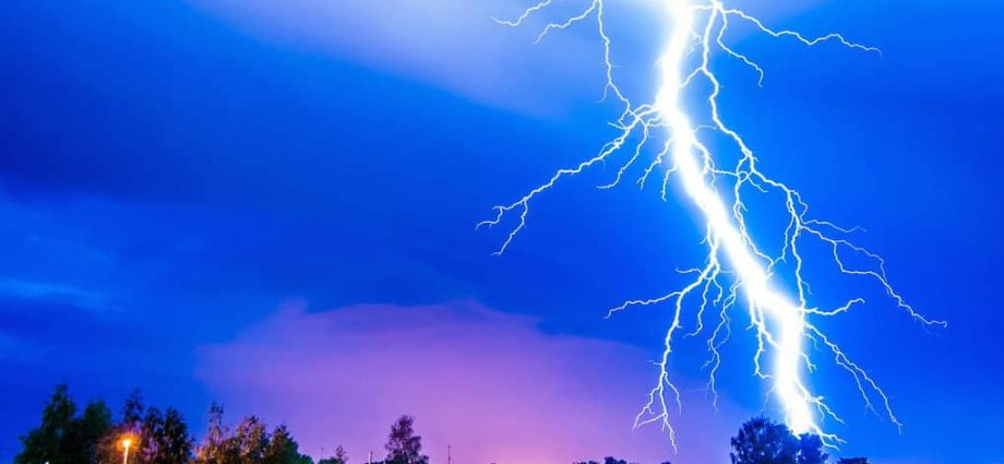 10 Surprising Facts About Lightning