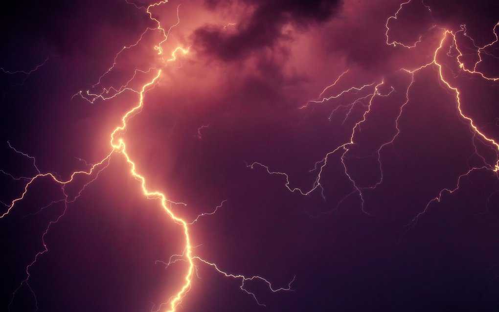 10 Surprising Facts About Lightning